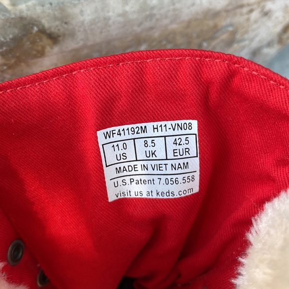 Keds Red Puffer Boots - Picture 6 of 9
